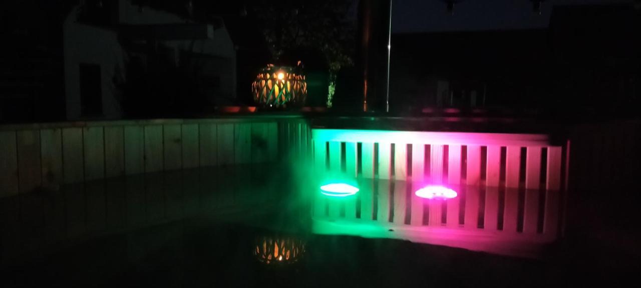 Bed & Breakfast Castelul De Smarald